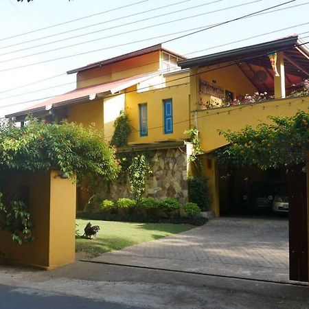 Yoho Home Away Home Kandy Ngoại thất bức ảnh